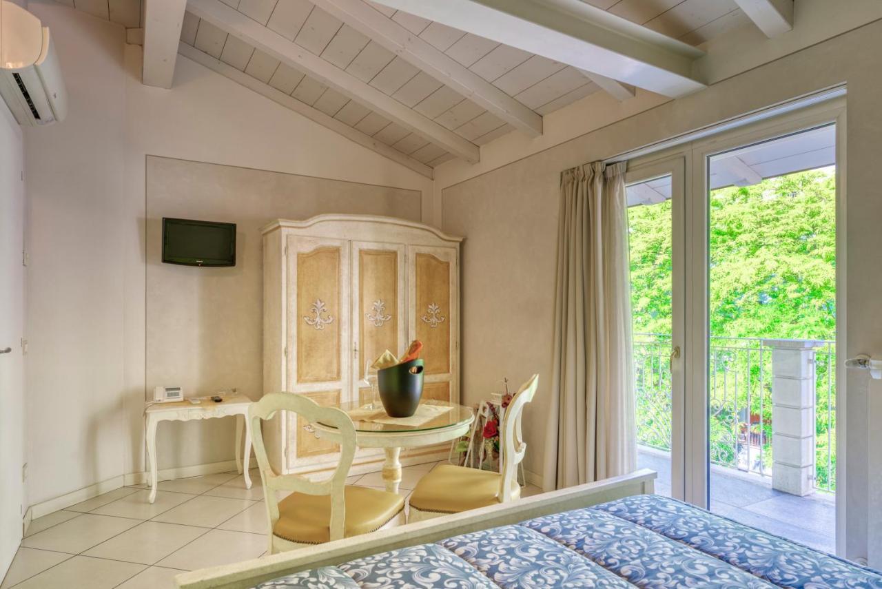 Villa Liberty Boario Terme Exteriör bild