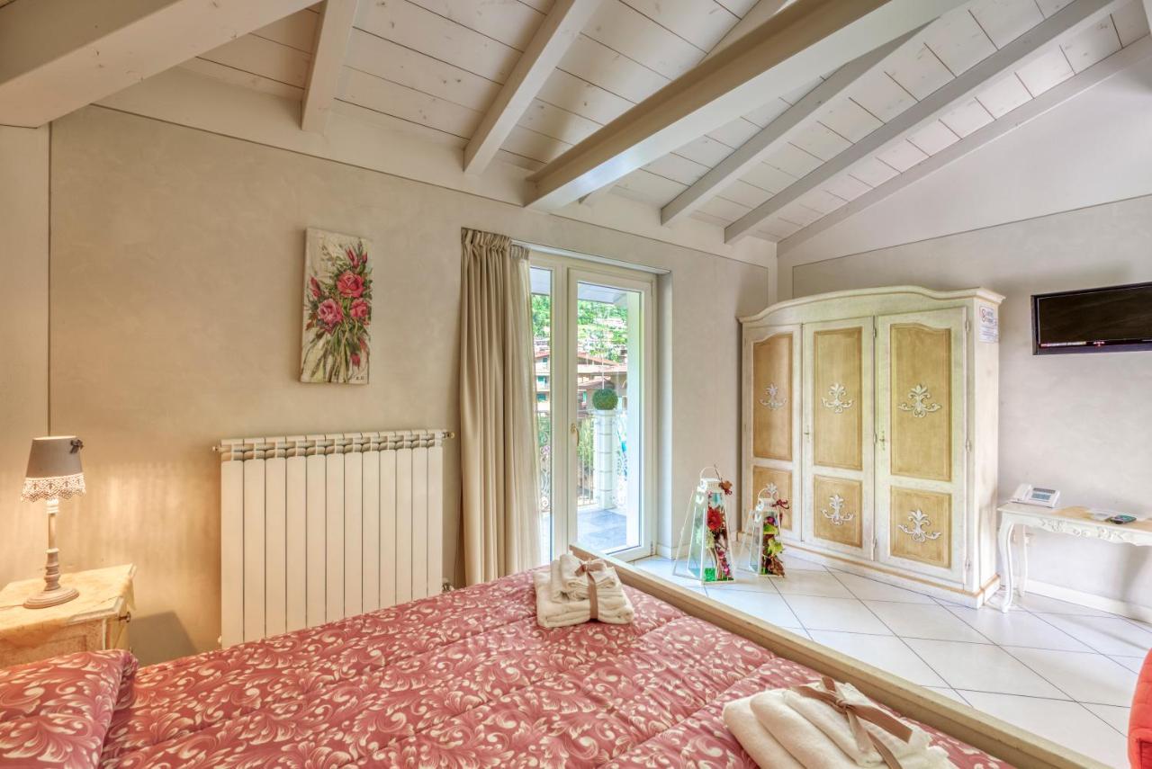 Villa Liberty Boario Terme Exteriör bild